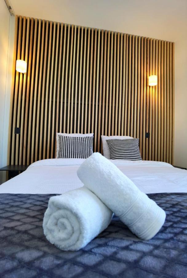 Piscine Et Jacuzzi Loft Ravissant Dans Une Maison Basque Anglet Esterno foto