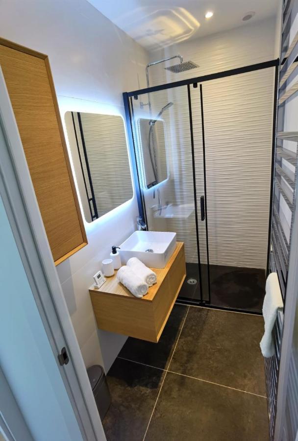 Piscine Et Jacuzzi Loft Ravissant Dans Une Maison Basque Anglet Esterno foto